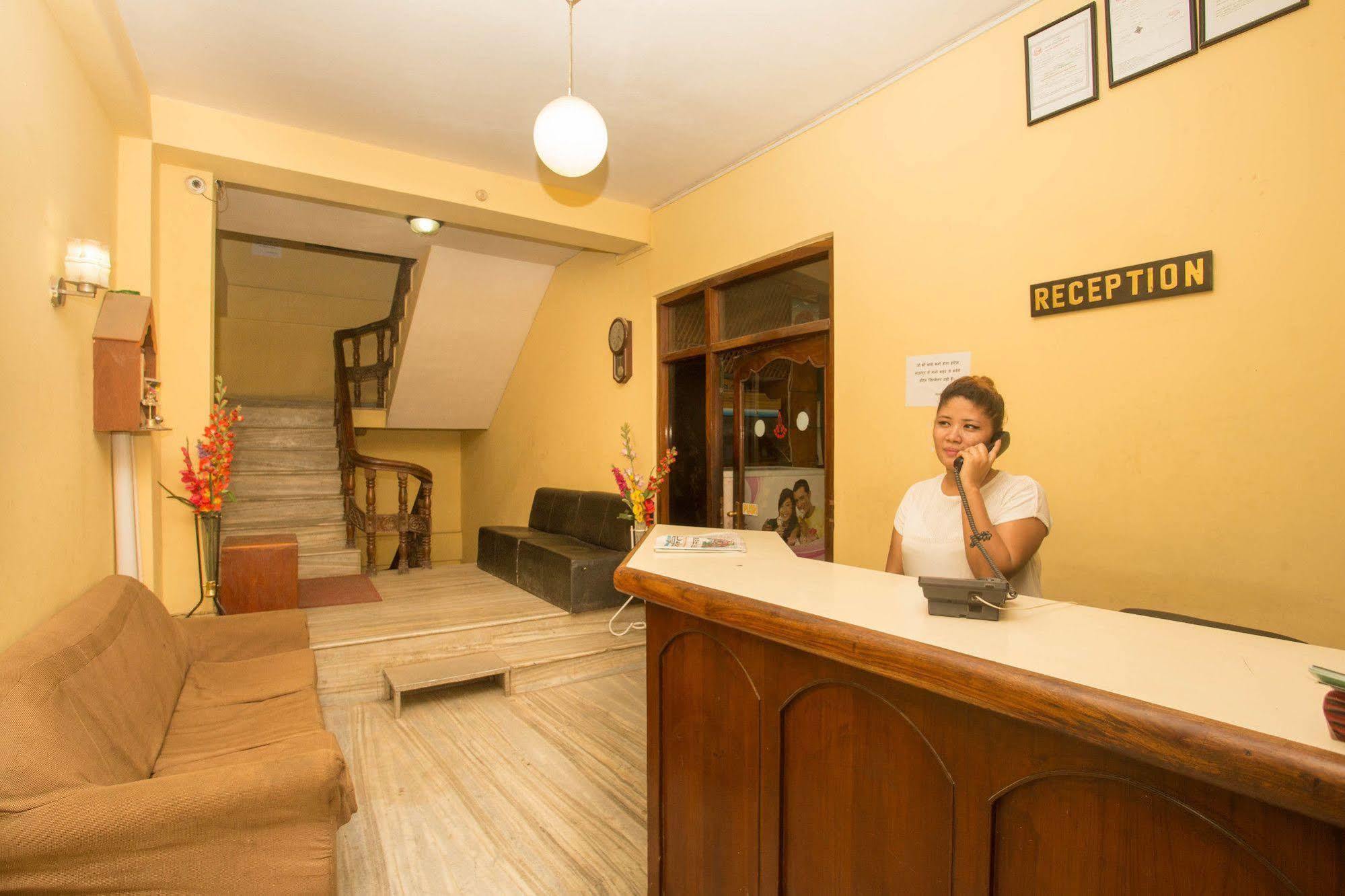 Hotel Red Panda Катманду Екстер'єр фото