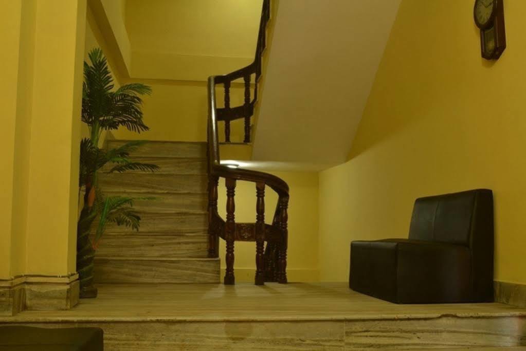 Hotel Red Panda Катманду Екстер'єр фото